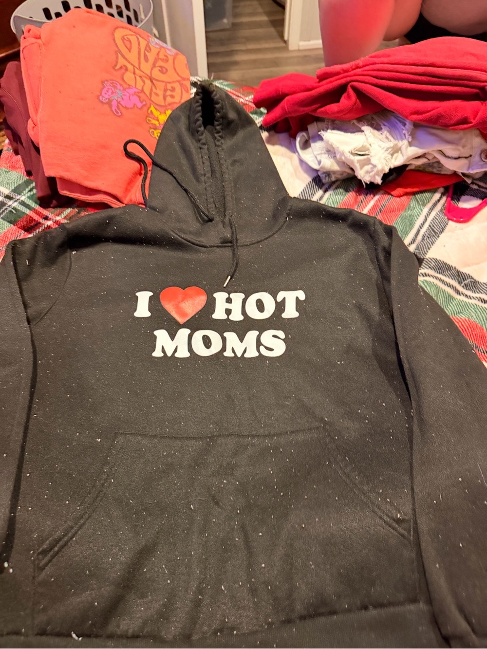 I Heart Hot Moms Black Hoodie